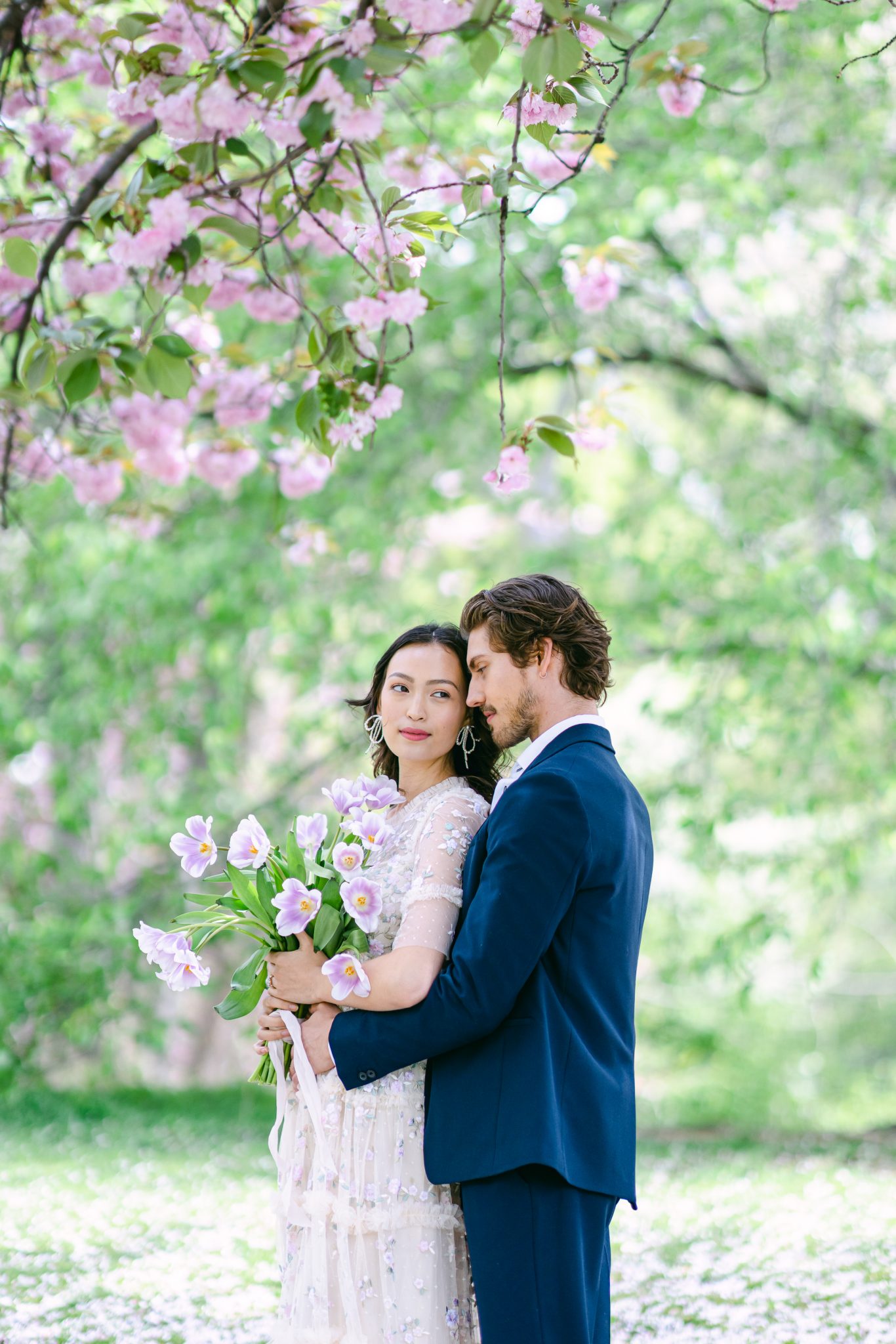 Cherry Blossom Engagement session in New York - Larisa Shorina