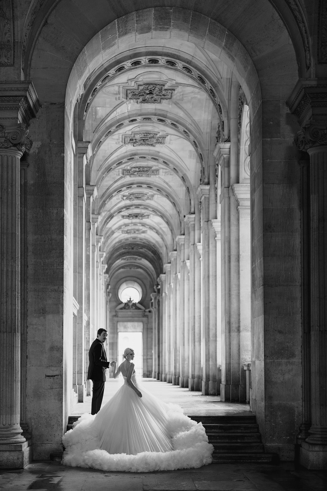 The Louvre Pre-Wedding Photos - Paris Engagement