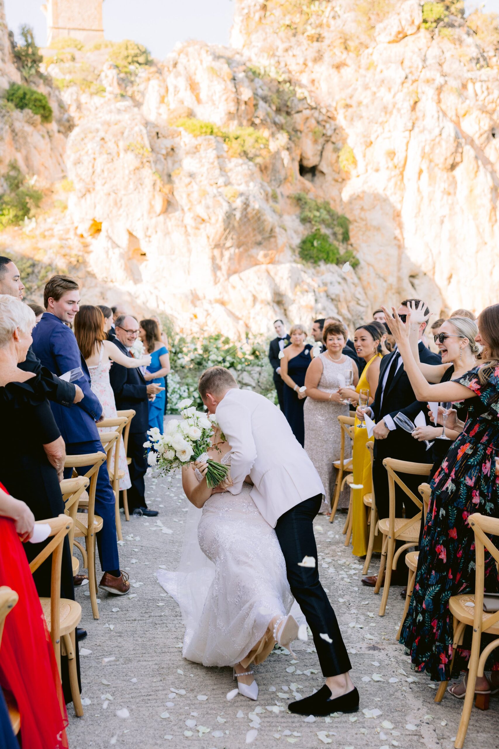 Destination Wedding in Italy - Modern Black-Tie Wedding with Coastal Views - Laura Bravi Events - Larisa Shorina Photography 