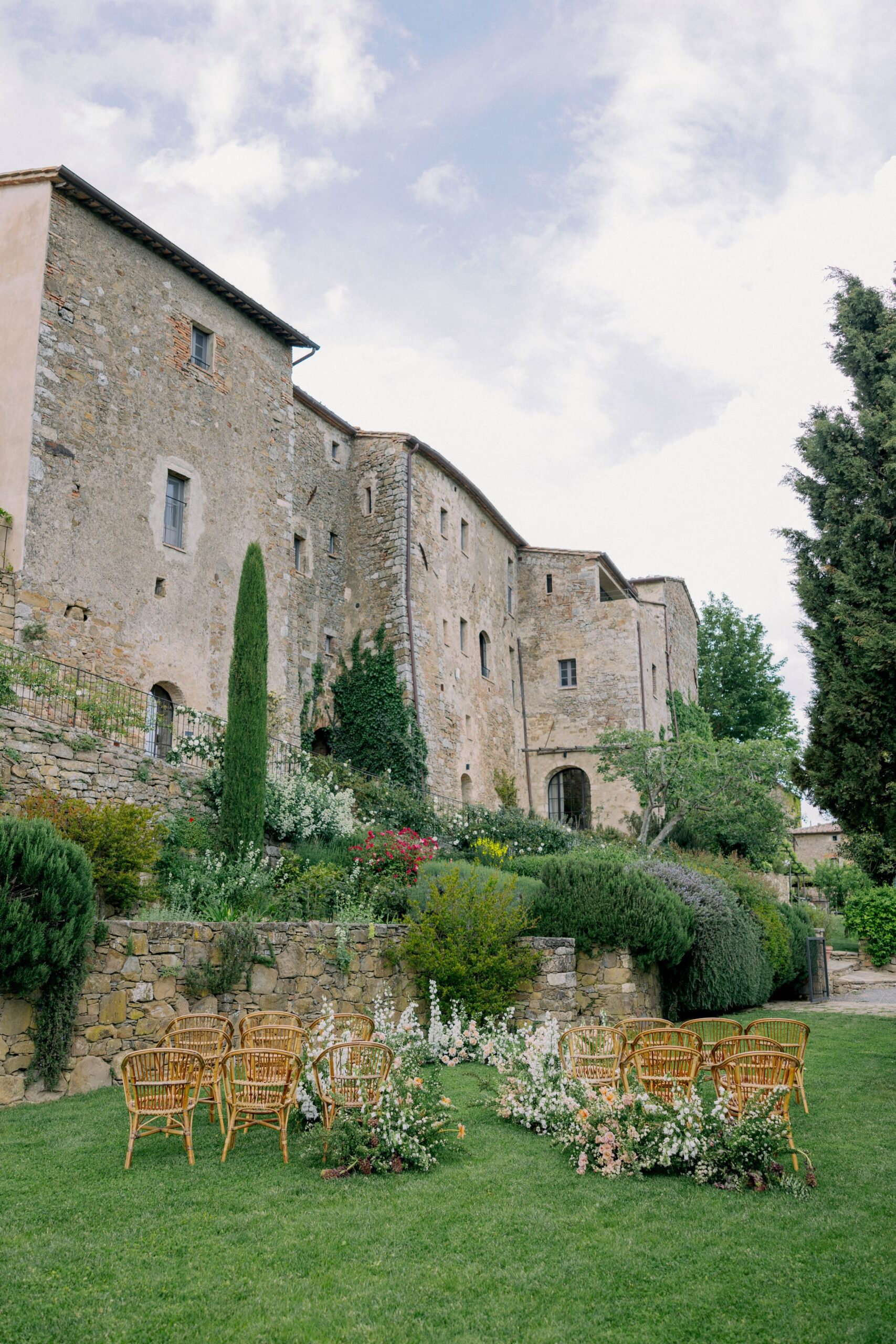 Intimate chic wedding reception in Tuscany Italy