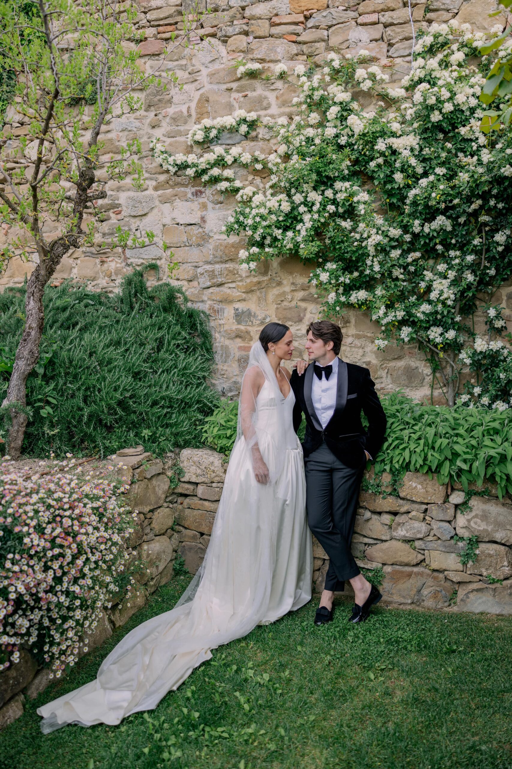 Danielle Frankel bride and her wedding weekend in Tuscany Italy