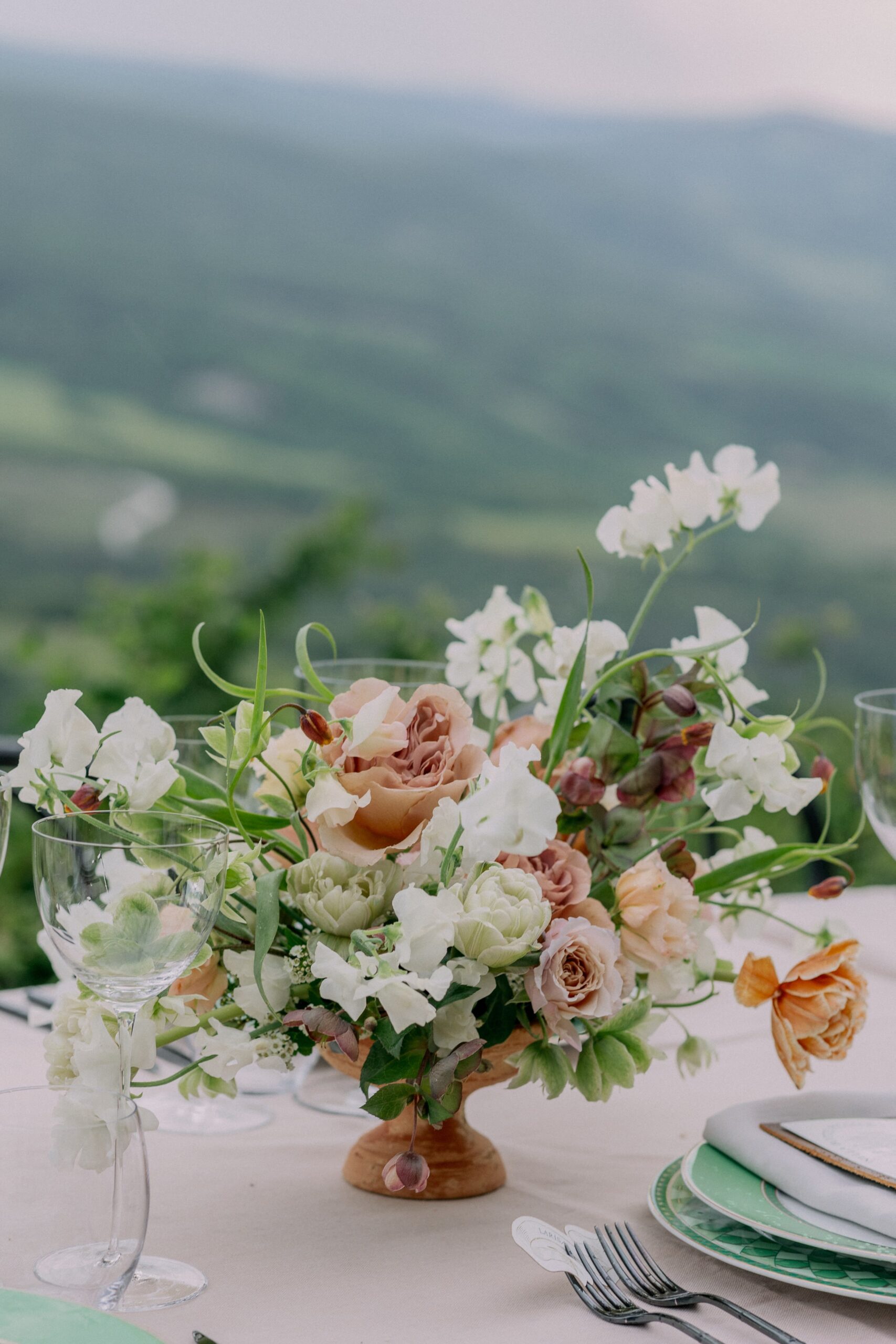 Intimate chic wedding reception in Tuscany Italy